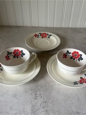 Hall China Red Poppy Coffee Tea Cup Set Of 2 & 6” Saucer Plates Set Of 3 Vintage